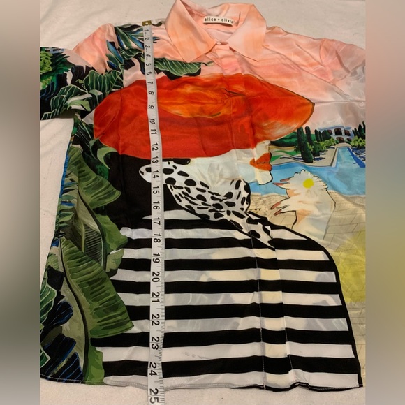 NWT Alice + Olivia Willa 100% Silk Graphic Shirt Size Medium Palm Beach Print - Picture 11 of 16